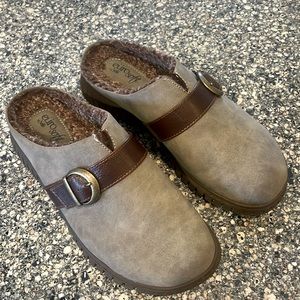 Sofft clogs-never worn.